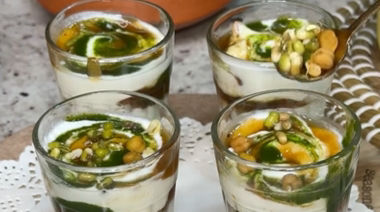  Layered protein chaat cups with sprouts, hung curd and chutneys